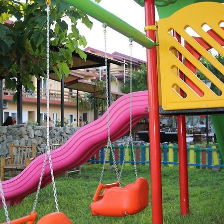 Ponto Hotel Kobuleti Exterior photo