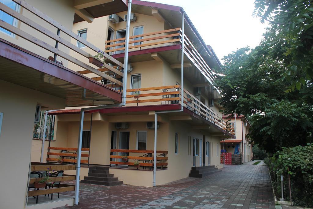 Ponto Hotel Kobuleti Exterior photo