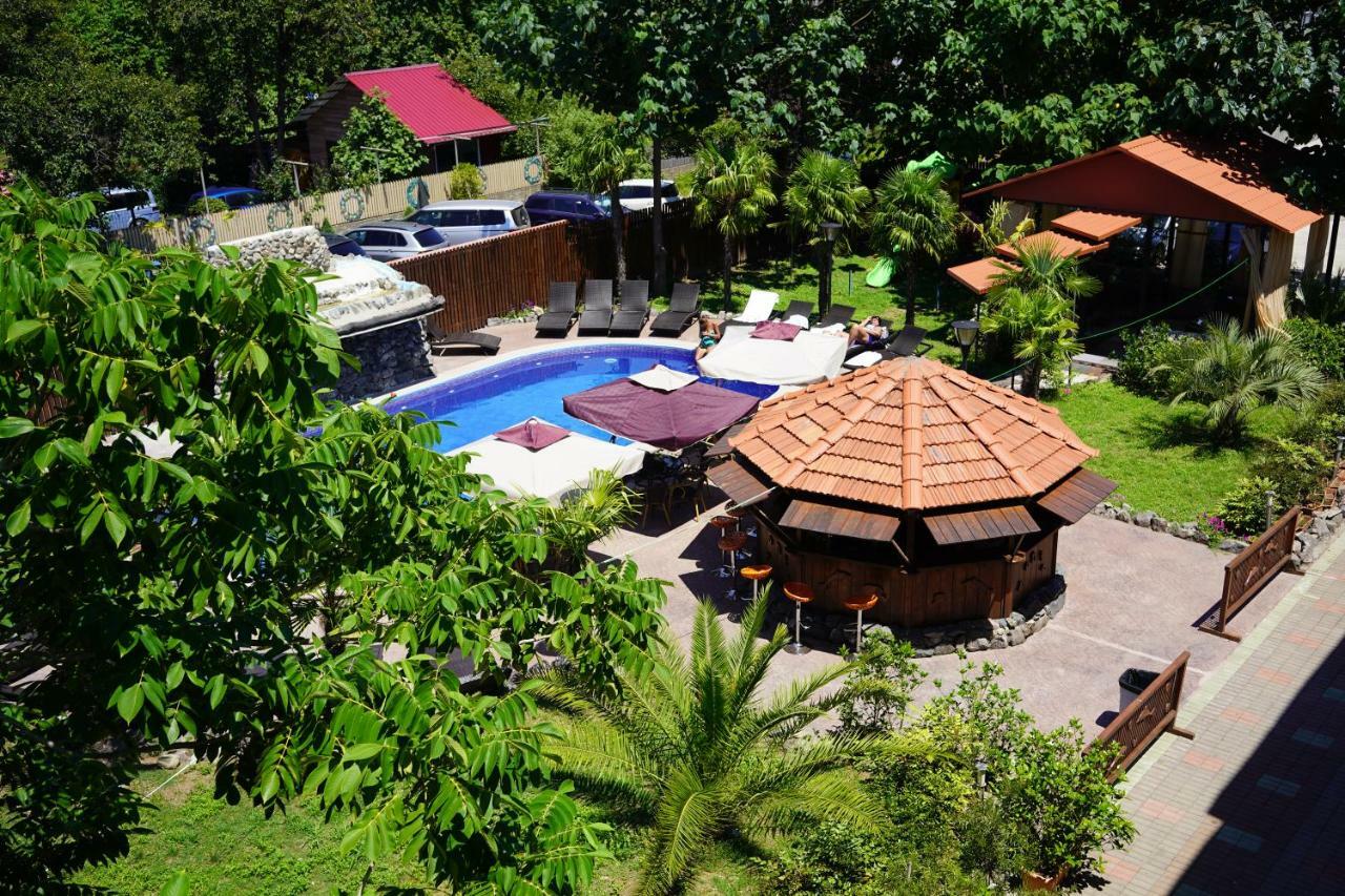 Ponto Hotel Kobuleti Exterior photo